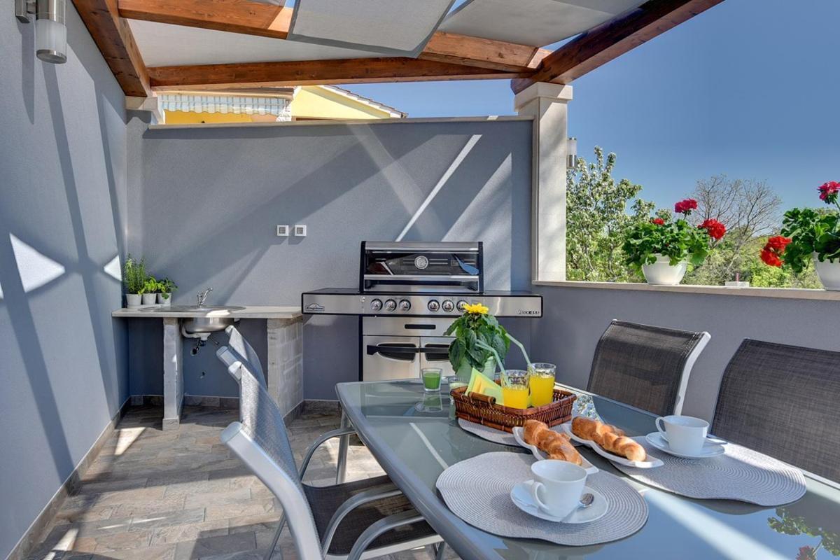 Villa Sunny Home Vodnjan Extérieur photo