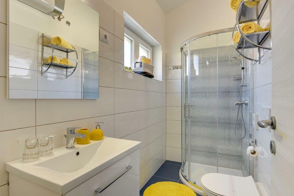Villa Sunny Home Vodnjan Extérieur photo