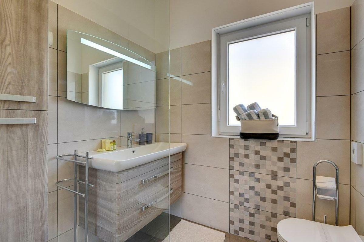Villa Sunny Home Vodnjan Extérieur photo